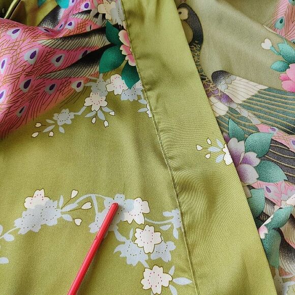 Applesauce green satin peacock floral kimono robe - Picture 10 of 10